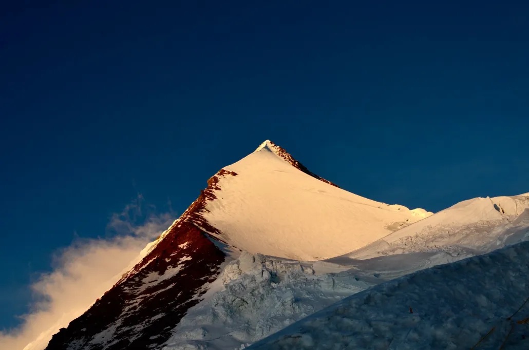 Mt. Kun